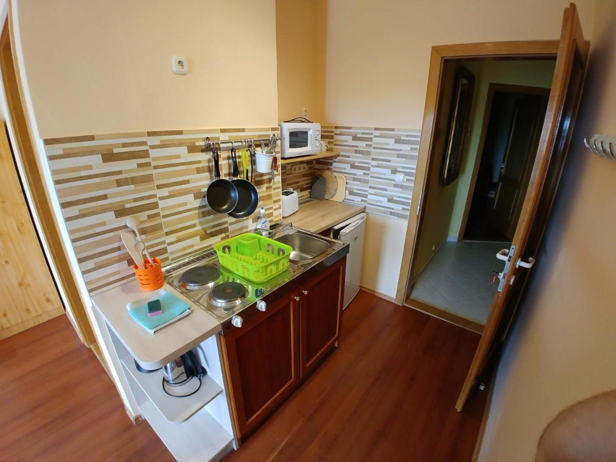 Ciklamen Apartman Gyenesdiás Exteriör bild